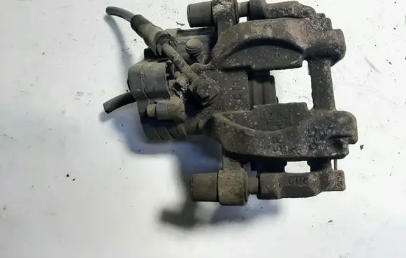 Skoda Superb B8 (3V) Rear brake caliper 3Q0615405M
