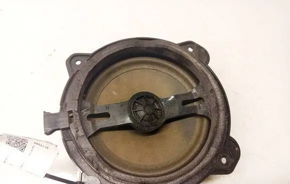 Audi A3 S3 8P Front door speaker 8H0035411