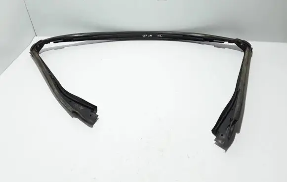 Mercedes-Benz SLK R171 Rubber seal front coupe door window A1717200178