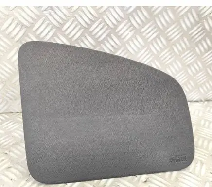 Mitsubishi Space Star Passenger airbag 7030A274XA VUG869DAYE00 621795000