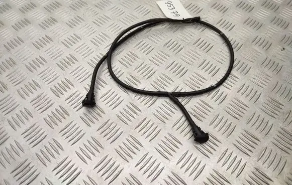 KIA Stonic Windshield washer fluid hose 