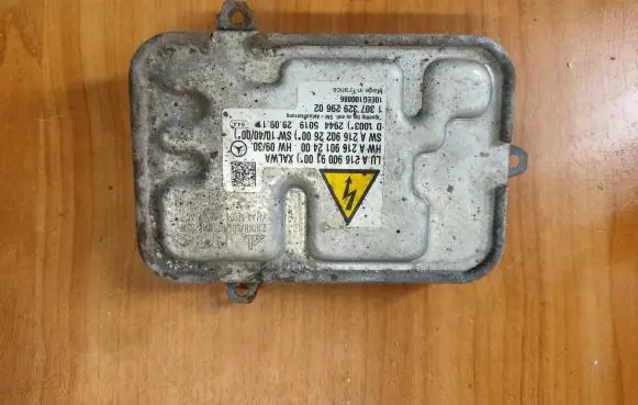 Mercedes-Benz S W221 Headlight ballast module Xenon A2169009100 A2169022600 A2169012400