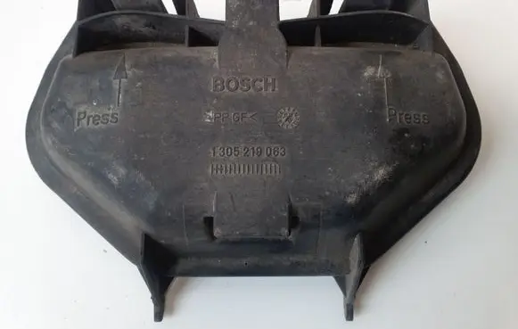 Audi A4 S4 B5 8D Headlight/headlamp dust cover 1305219063