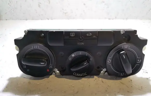 Volkswagen PASSAT B5.5 Climate control unit 1K0820047DP