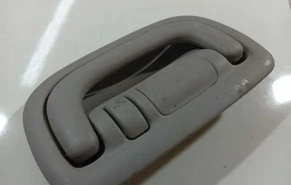Chrysler Voyager Rear interior roof grab handle 4706691