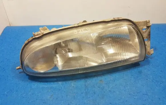 Ford Fiesta Headlight/headlamp