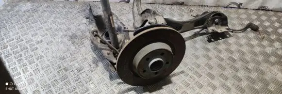Rear wheel hub spindle/knuckle