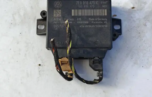 Volkswagen Transporter - Caravelle T5 Parking PDC control unit/module 7E0919475K