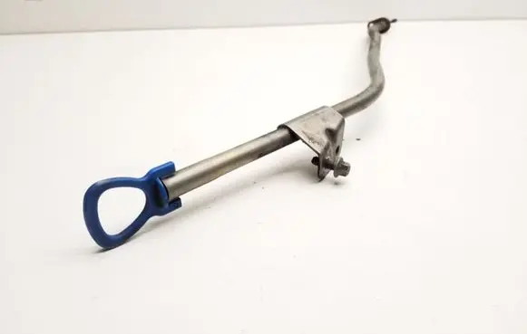 Mercedes-Benz E W212 Oil fill pipe A6510102713