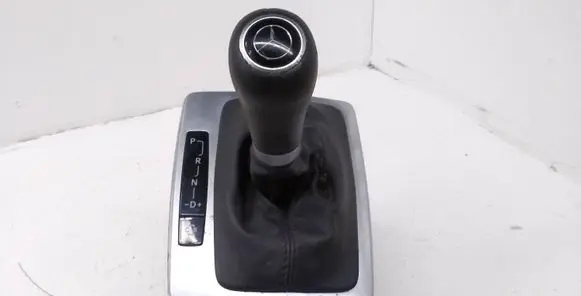 Mercedes-Benz E W212 Gear shifter/selector A2042674724 902626320Z A2122670588