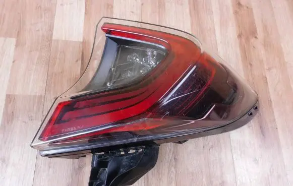 Toyota C-HR I Rear/tail lights 81550F403100 81550F4031