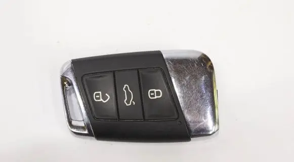Skoda Superb B8 (3V) Ignition key/card 3V0959752N