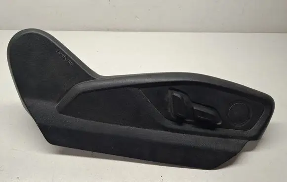 Audi Q7 4M Front door seat control surround trim 4M0881326G 4M0881326H 4M0959748