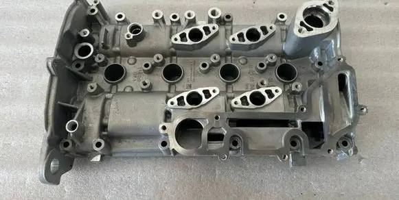 Seat Leon IV Engine head 04E103469DG 04E103473DC