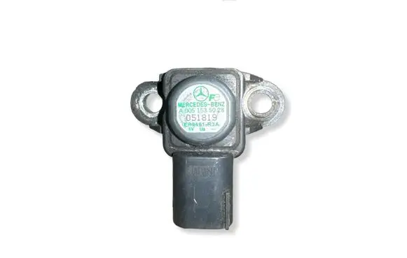 Mercedes-Benz SL R230 Air pressure sensor A0051535028
