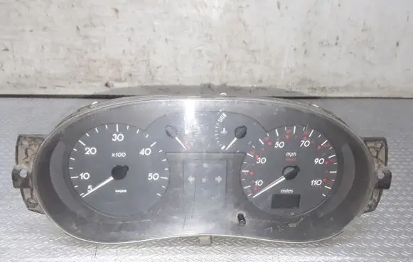 Opel Movano A Speedometer (instrument cluster) P8200140421B