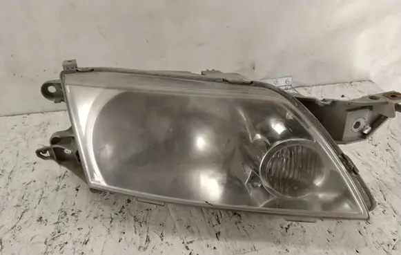Mazda Premacy Headlight/headlamp P1989R