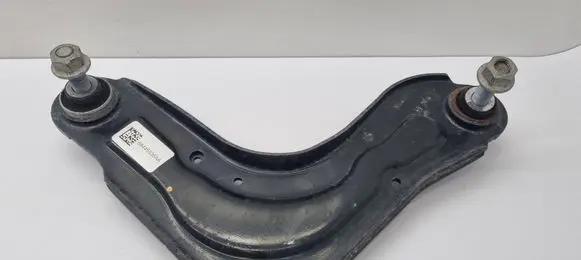 Chrysler Pacifica Rear control arm 68445336AA 68445336