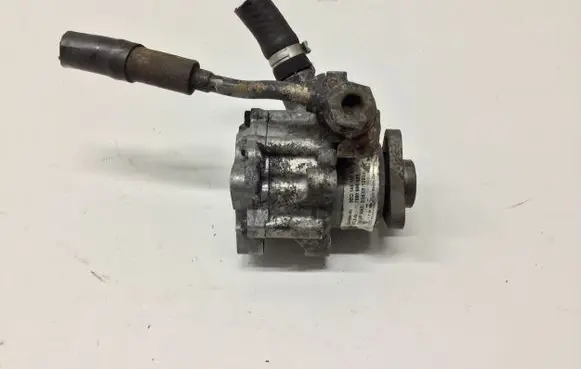 Audi A4 S4 B7 8E 8H Power steering pump 8E0146155N 7690955121