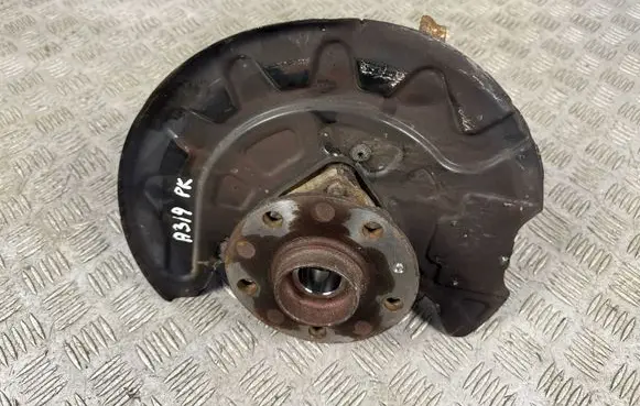 Audi A3 S3 8V Front wheel hub