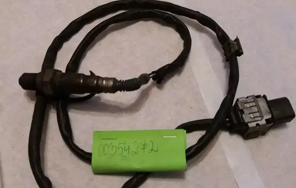 Mercedes-Benz E W211 Lambda probe sensor 00354272