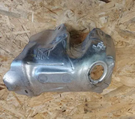 Peugeot 2008 II Exhaust heat shield 9809695280