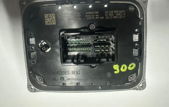 Mercedes-Benz S W223 Voltage converter/converter module A2239002326 147000095707
