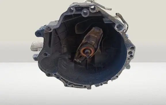 Volkswagen PASSAT B5.5 Manual 5 speed gearbox EEN