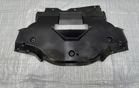 Mercedes-Benz X-class W470 Engine splash shield/under tray 508435XA0A