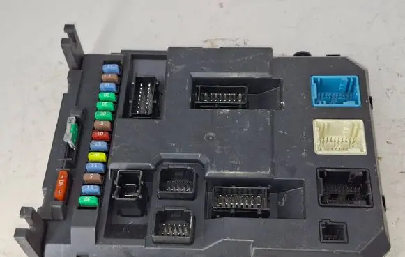 Citroen C3 Fuse module 9666952280 22661F01 PRT0678001