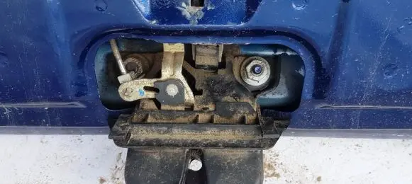 Audi A4 S4 B5 8D Tailgate/trunk/boot lock/catch/latch