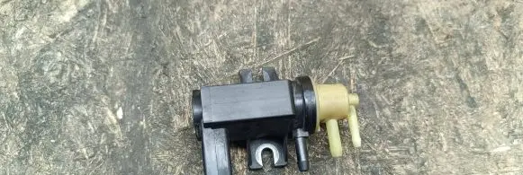 Volkswagen PASSAT CC Vacuum valve 1K0906627A 70086800 08T303