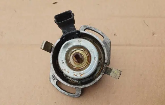 Volkswagen Corrado Spark distributor 051905205A 0237521033