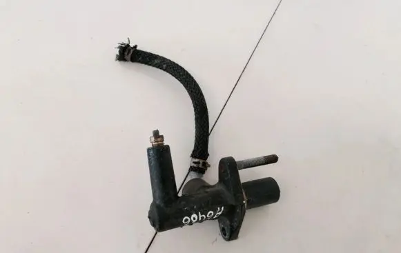 Mazda MPV Clutch master cylinder