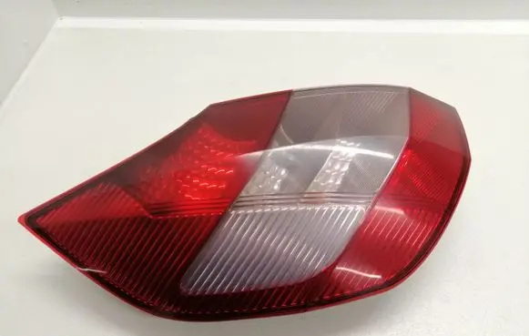 Renault Scenic II - Grand scenic II Rear/tail lights 8200127704E