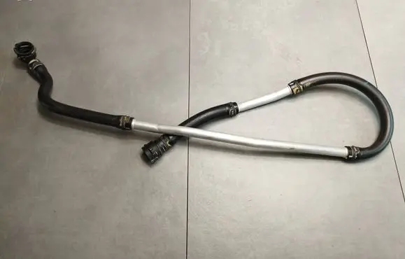 Cupra Formentor Engine coolant pipe/hose 5Q0819885C M000688234