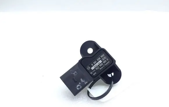 Volkswagen PASSAT B7 Air pressure sensor 0261230053 03G906051C