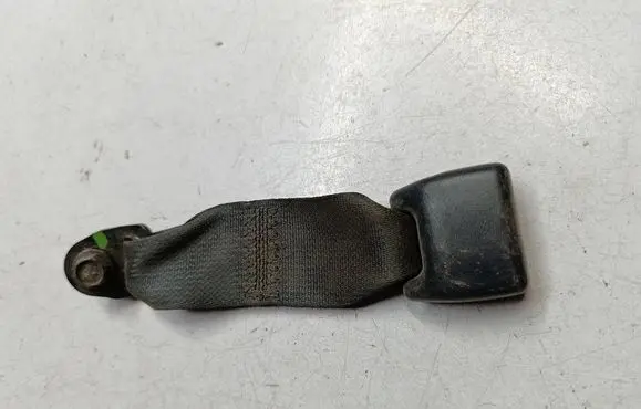 Nissan Micra Rear seatbelt buckle faw198