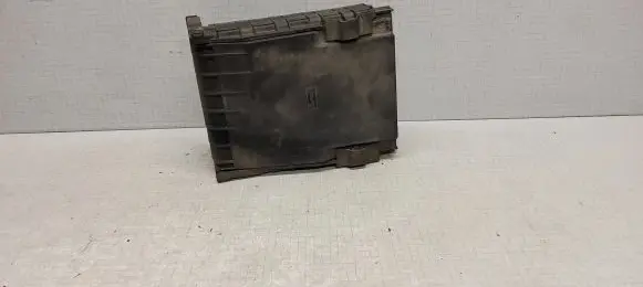 Skoda Octavia Mk2 (1Z) Fuse box cover 1K0937132F