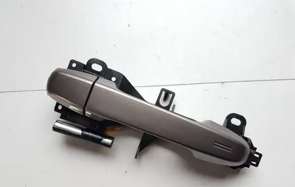 Subaru Forester SK Front door exterior handle 61142CA010 61160CA000Q7