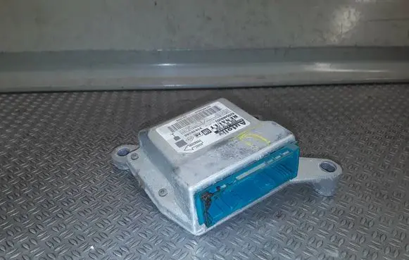 Renault Trafic II (X83) Airbag control unit/module 608361600A 8200469203