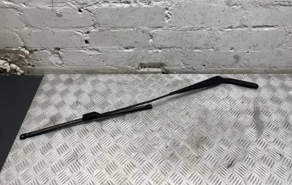 BMW X5 E70 Front wiper blade arm 7294572
