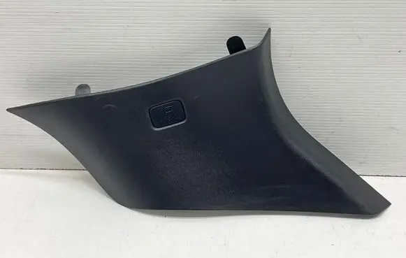 Volvo XC90 (D) pillar trim (bottom) 39829979 32244273