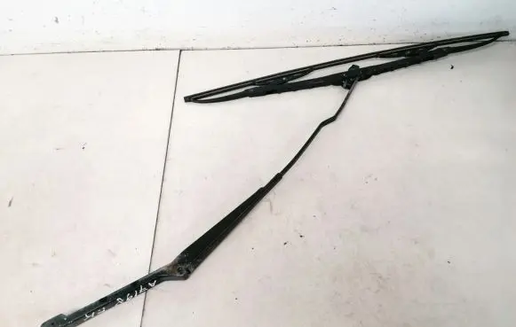 Volkswagen Transporter - Caravelle T4 Front wiper blade arm 701955409a
