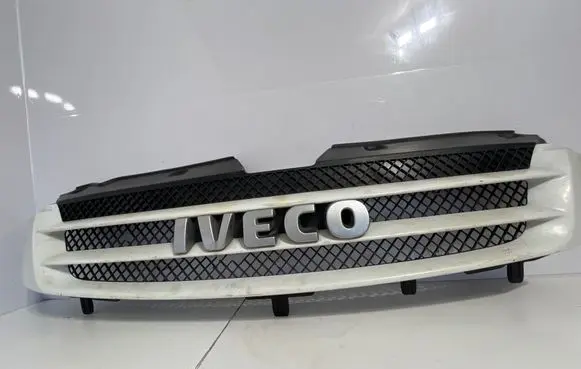Iveco Daily 4th gen Front bumper upper radiator grill 38028010105 180507