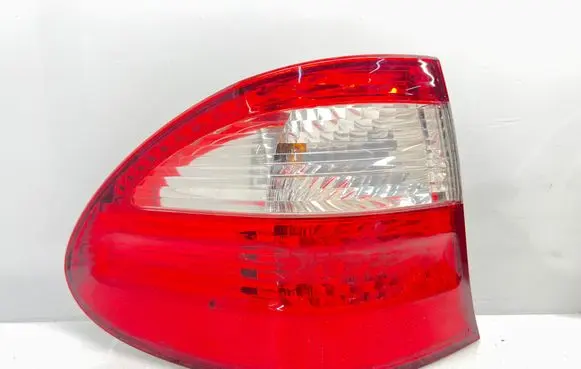 Mercedes-Benz E W211 Rear/tail lights 379141