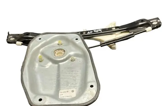 Volkswagen Jetta V Rear window lifting mechanism without motor 994857108 118107F 1K5839461