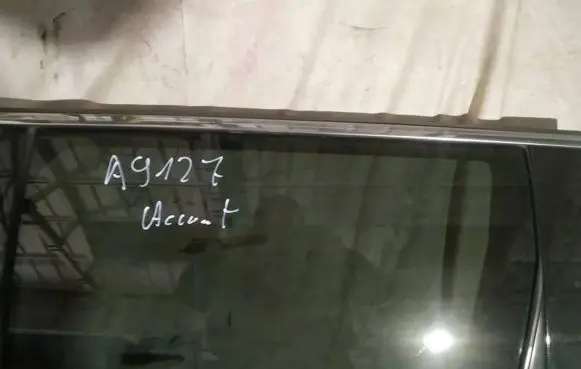 Honda Accord Rear door window glass