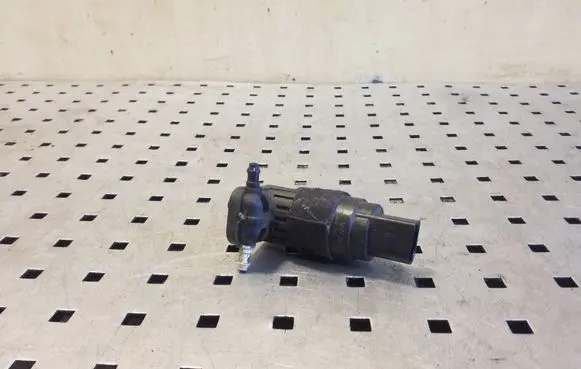 Audi Q5 SQ5 Windscreen/windshield washer pump 8K9955647