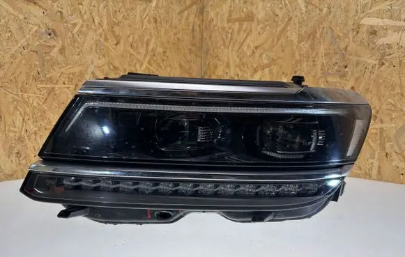Volkswagen Tiguan Headlight/headlamp 5NB941081A 3760238